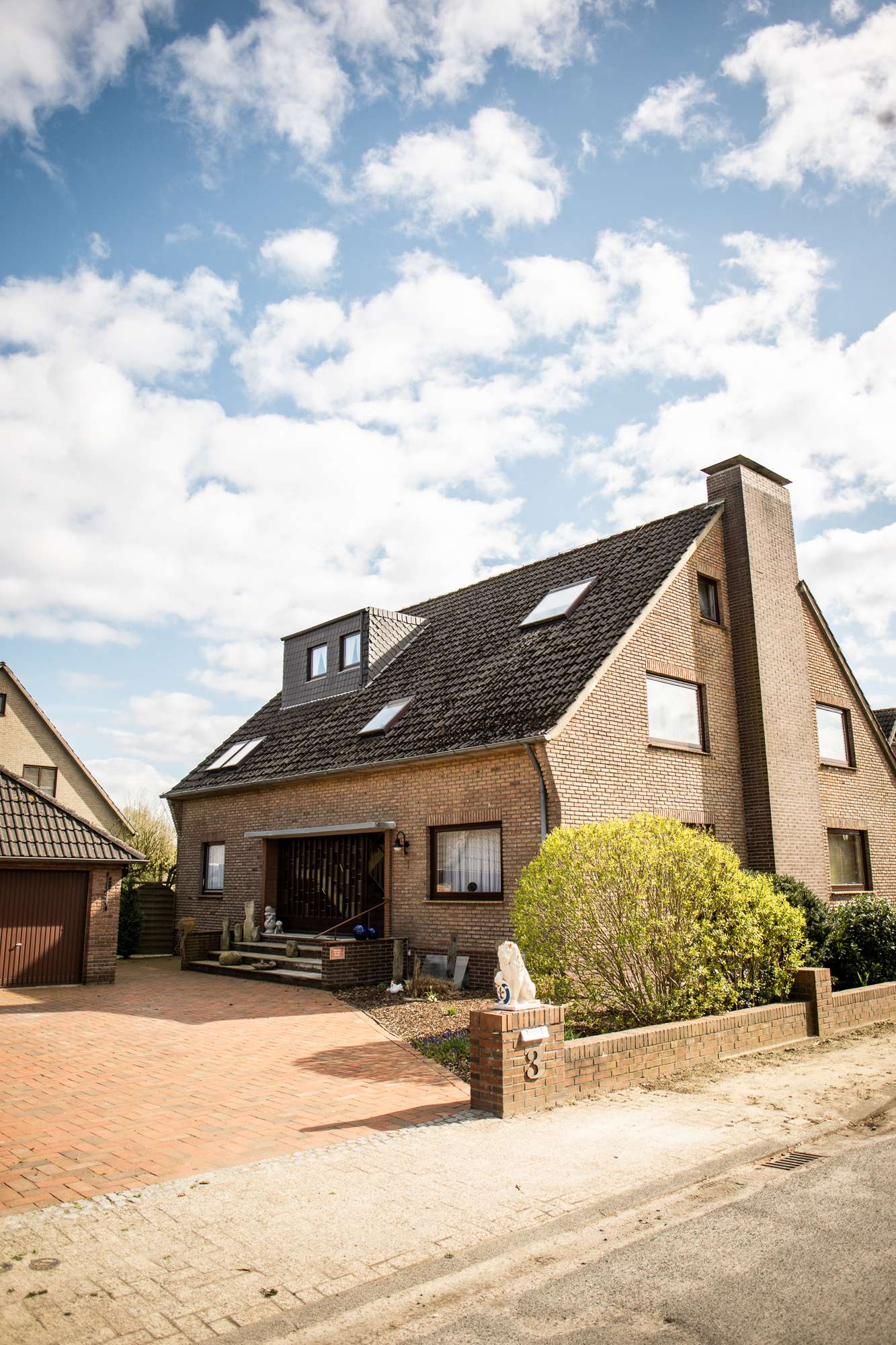 Thumbnail-Haus zum Kaufen in Lemwerder 590.000,00 € 334 m²