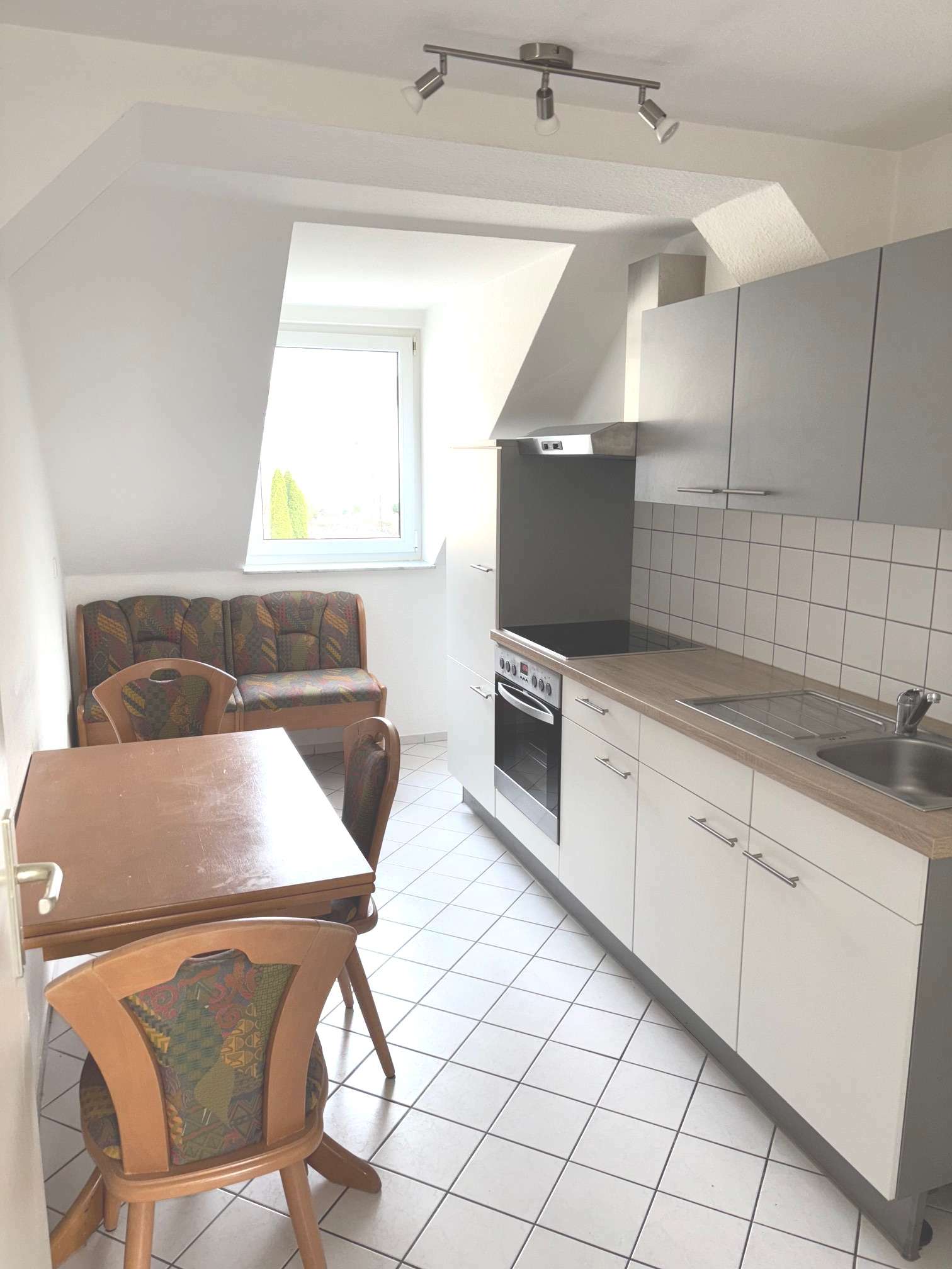 Thumbnail-Wohnung zum Mieten in Glauchau 320,00 € 62 m²