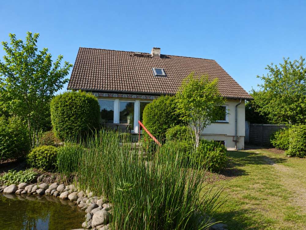 Thumbnail-Haus zum Kaufen in Berlin-Zehlendorf 1.000.000,00 € 152 m²