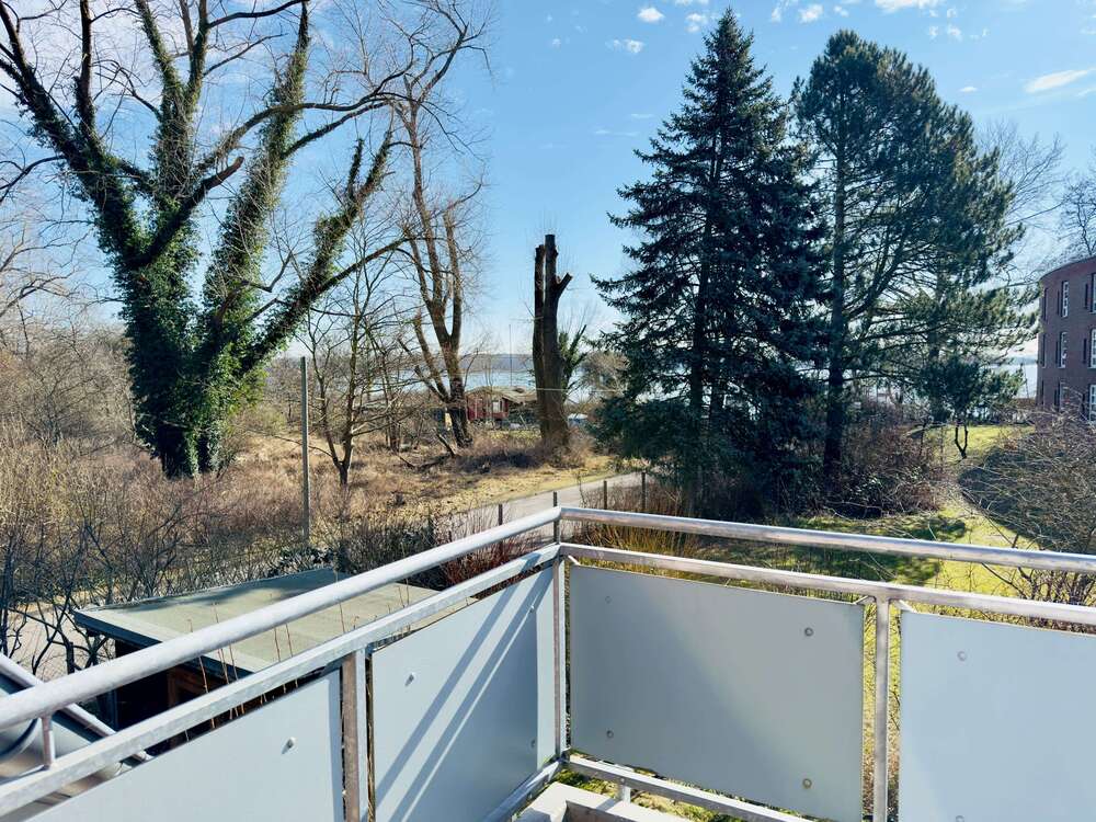 Thumbnail-Wohnung zum Kaufen in Lübeck-Travemünde 389.000,00 € 92 m²