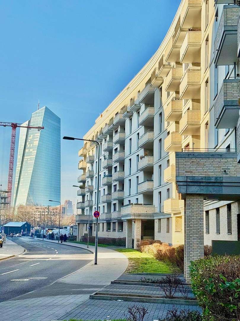 Thumbnail-Wohnung zum Kaufen in Frankfurt am Main 1.299.000,00 € 143.27 m²