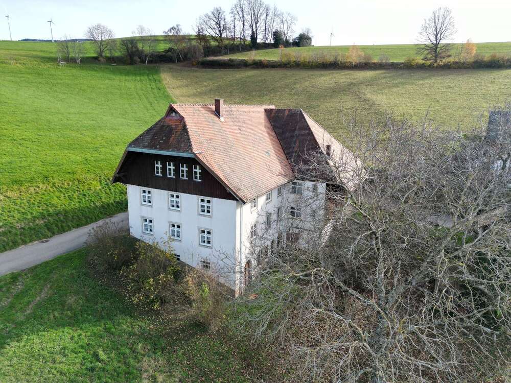 Thumbnail-Haus zum Kaufen in Horben 750.000,00 € 200 m²