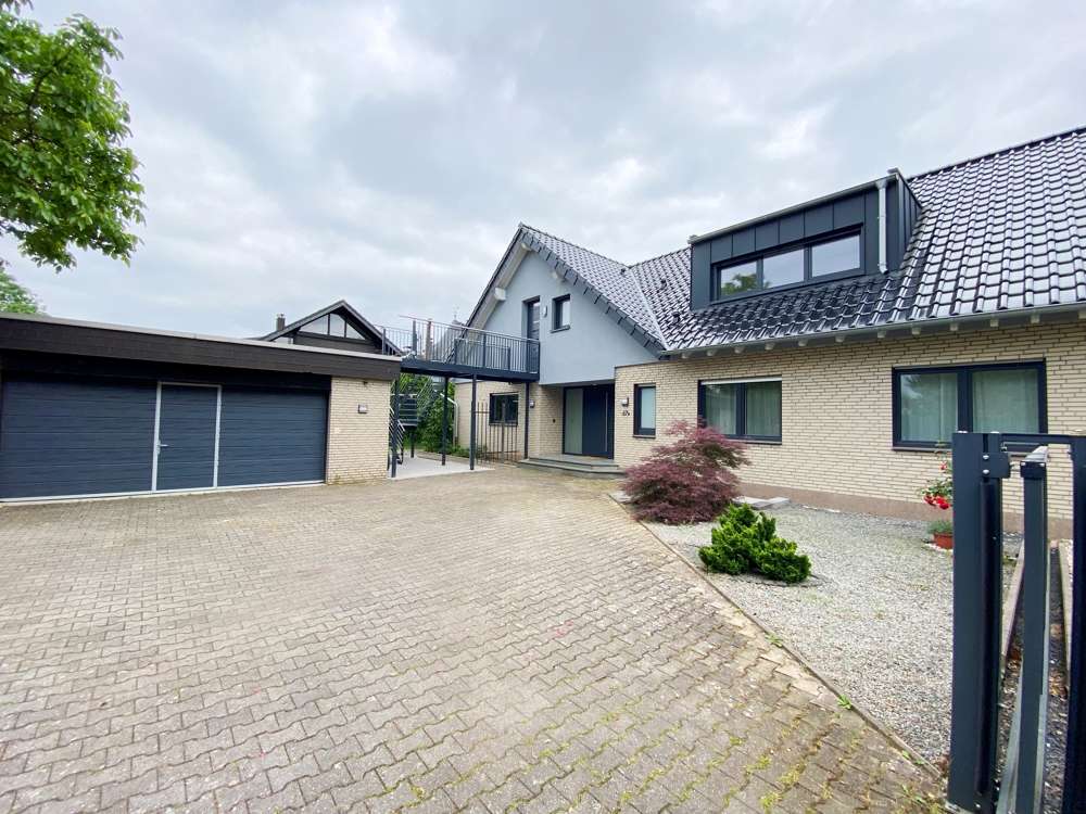 Thumbnail-Wohnung zum Mieten in Köln Hahnwald 2.755,00 € 150 m²