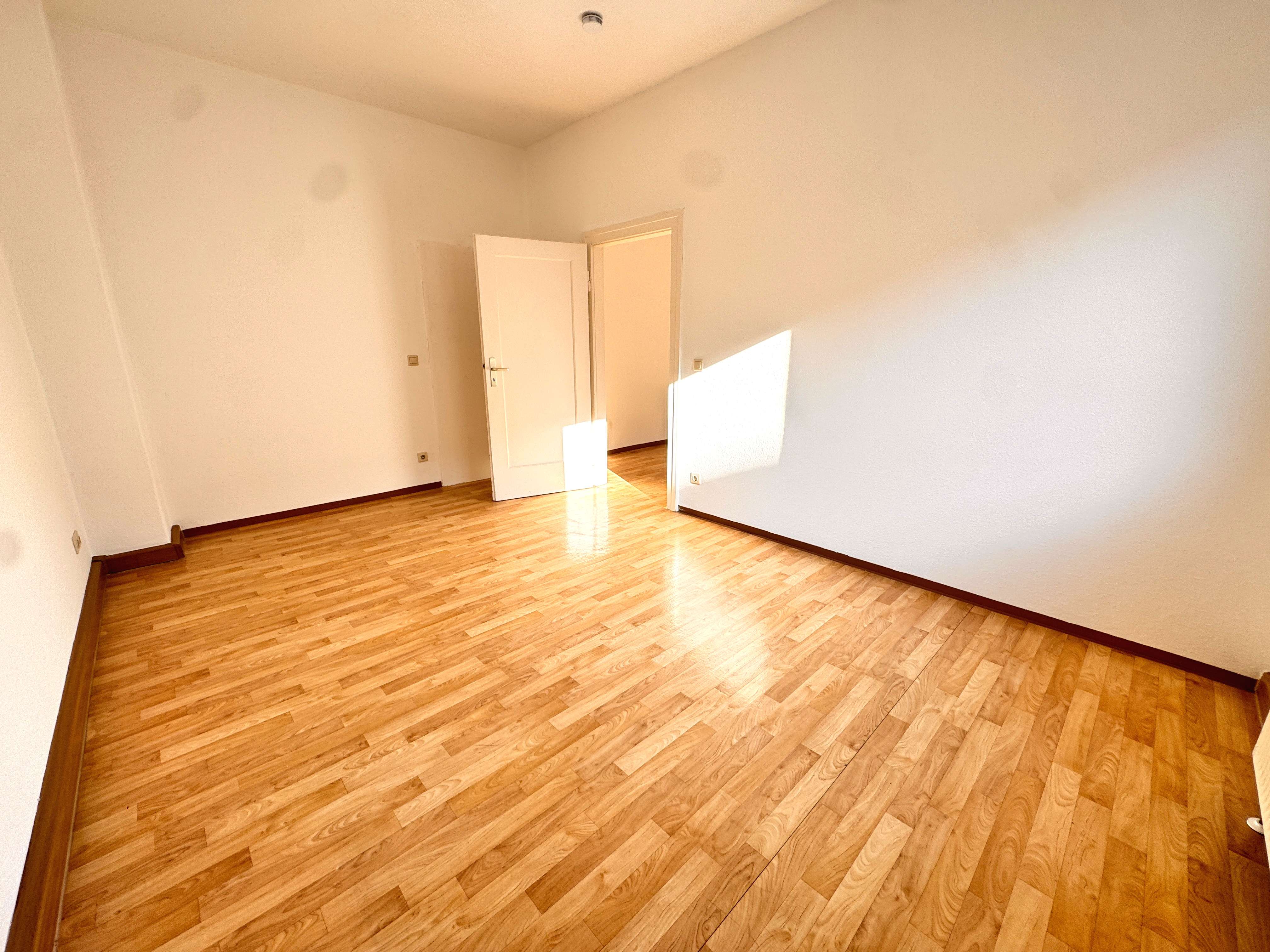Thumbnail-Wohnung zum Kaufen in Nürnberg 169.000,00 € 51.73 m²