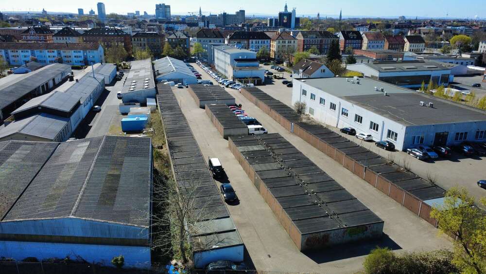 Thumbnail-Haus zum Kaufen in Braunschweig 2.100.000,00 € 1740 m²