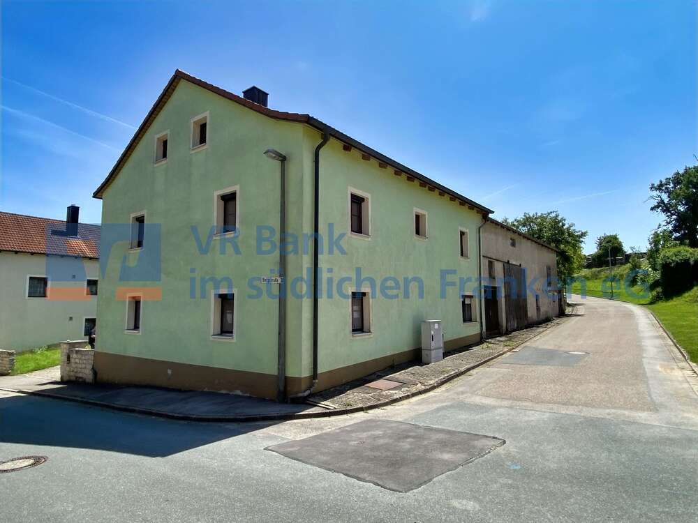 Thumbnail-Haus zum Kaufen in Burgsalach 269.000,00 € 156 m²