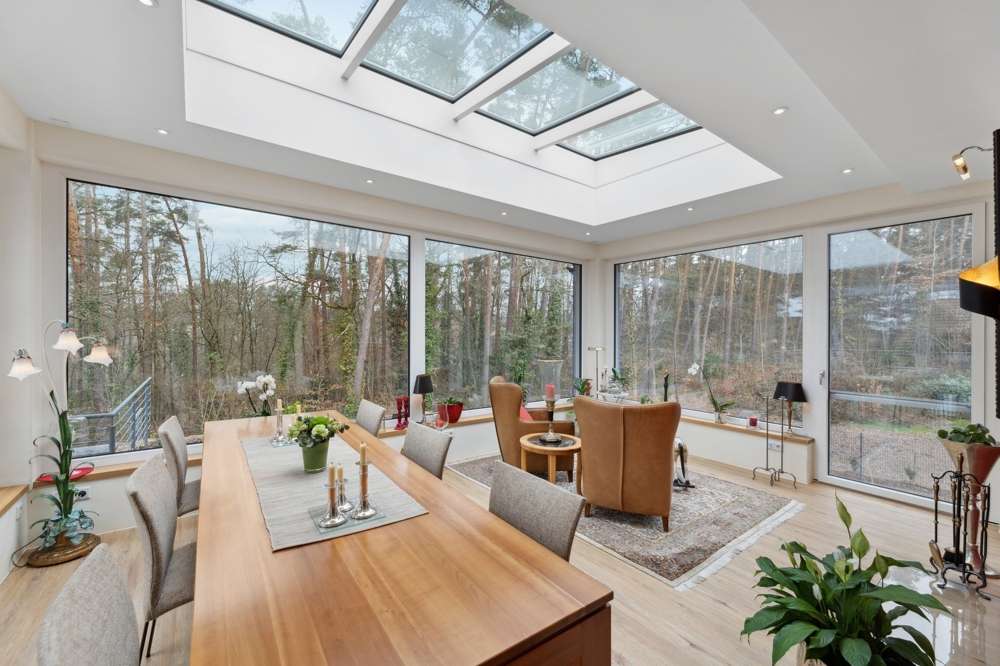 Thumbnail-Haus zum Kaufen in Uttenreuth 1.650.000,00 € 328.01 m²