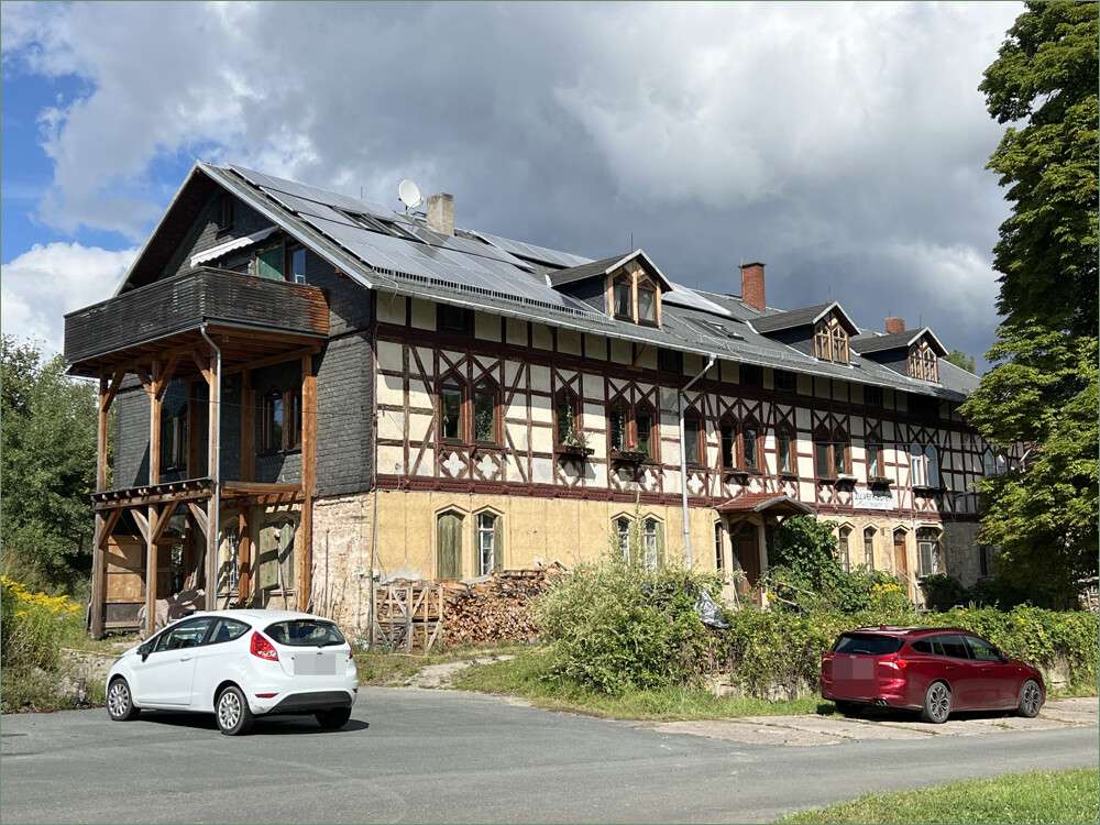 Thumbnail-Haus zum Kaufen in Rudolstadt 99.000,00 € 353 m²