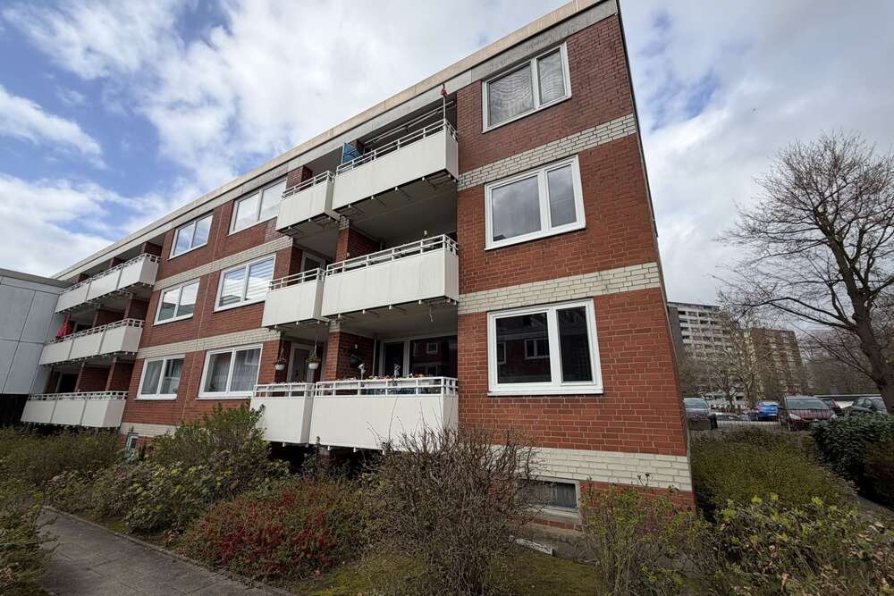 Thumbnail-Wohnung zum Kaufen in Pinneberg 199.000,00 € 71 m²