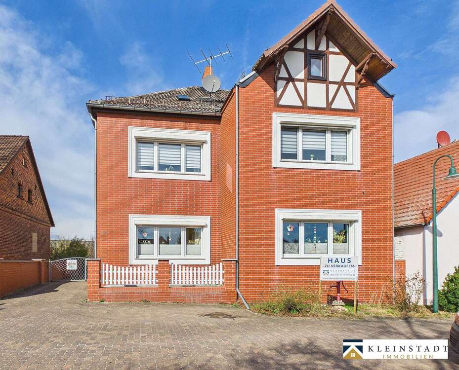 Thumbnail-Haus zum Kaufen in Schönhausen (Elbe) 219.000,00 € 239 m²