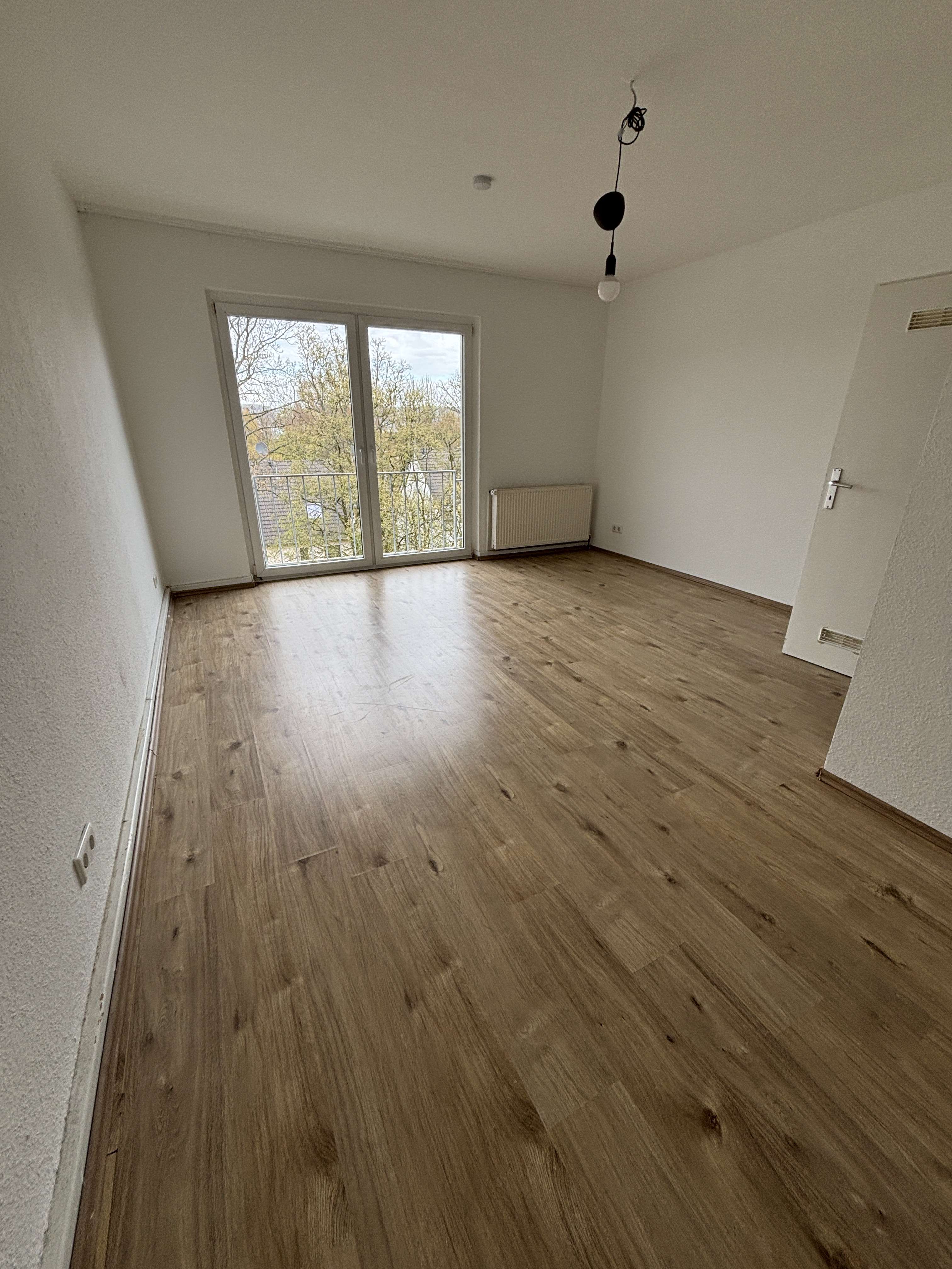 Thumbnail-Wohnung zum Mieten in Wuppertal 410,00 € 20 m²
