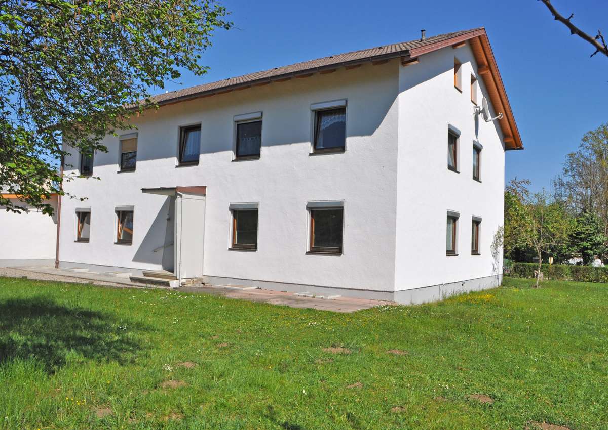 Thumbnail-Haus zum Kaufen in Tacherting 598.000,00 € 264 m²