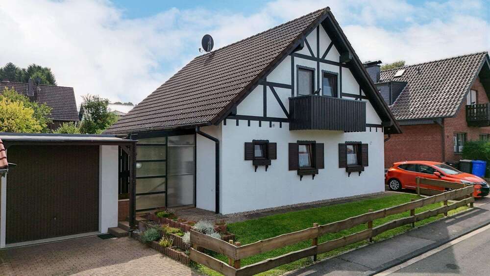 Thumbnail-Haus zum Kaufen in Dahlem 230.000,00 € 98 m²