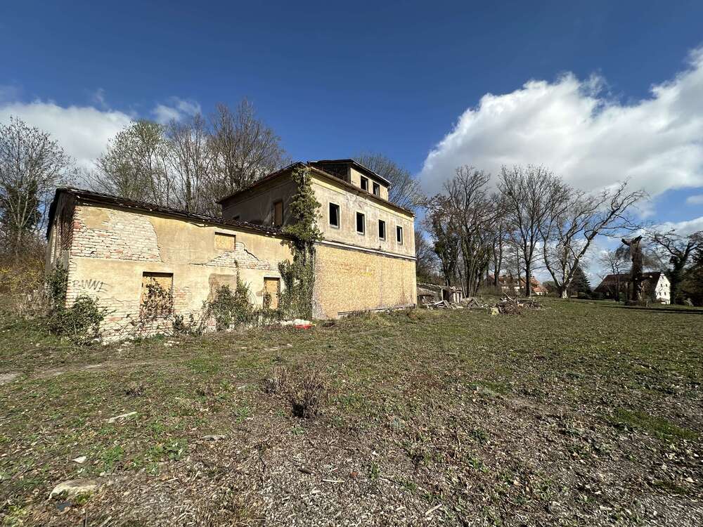 Thumbnail-Grundstück zu verkaufen in Bannewitz 485.000,00 € 4130 m²