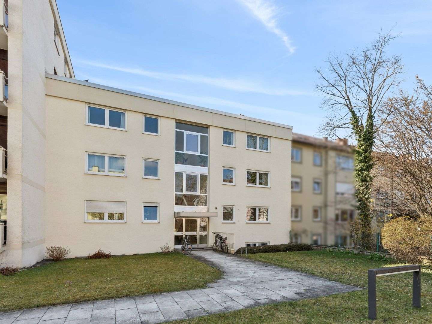 Thumbnail-Wohnung zum Kaufen in München 699.000,00 € 81.75 m²