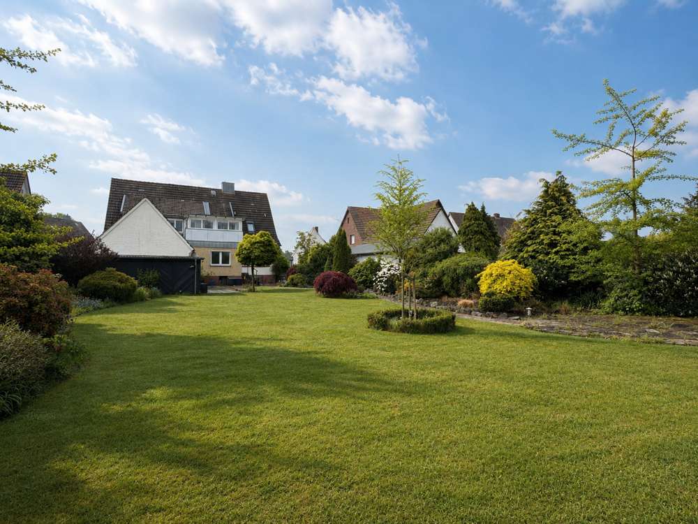 Thumbnail-Haus zum Kaufen in Diepholz 299.000,00 € 202.61 m²
