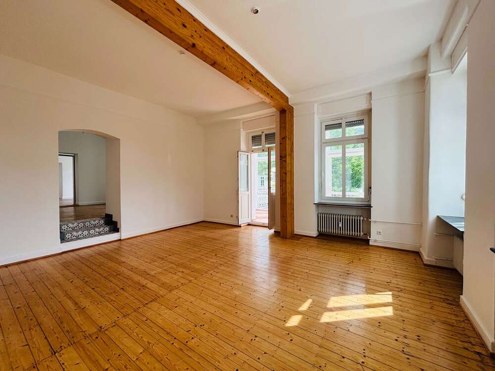 Thumbnail-Wohnung zum Mieten in Schlangenbad 1.500,00 € 141 m²