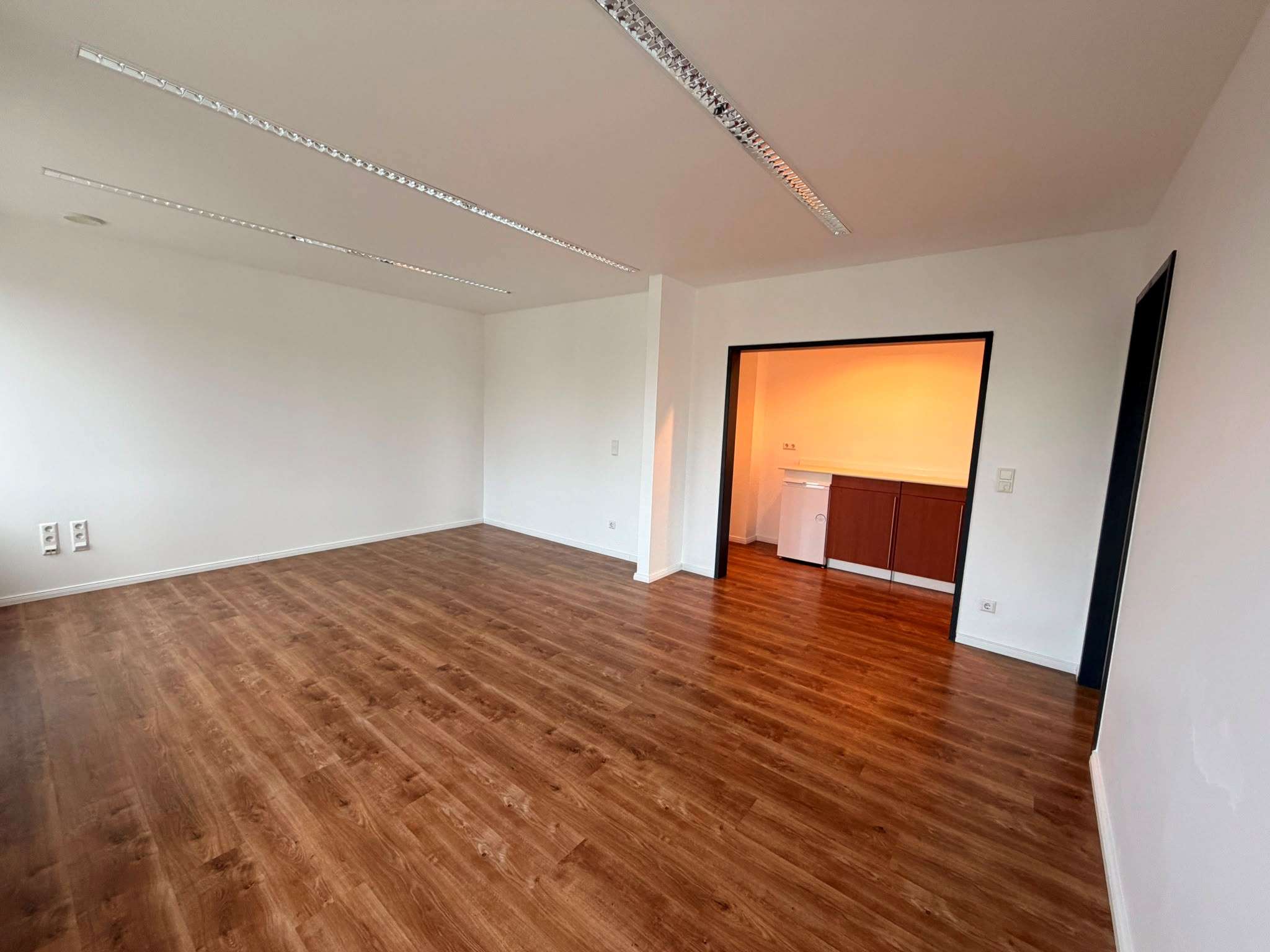 Thumbnail-Büro in Hamburg 733,32 € 59.33 m²