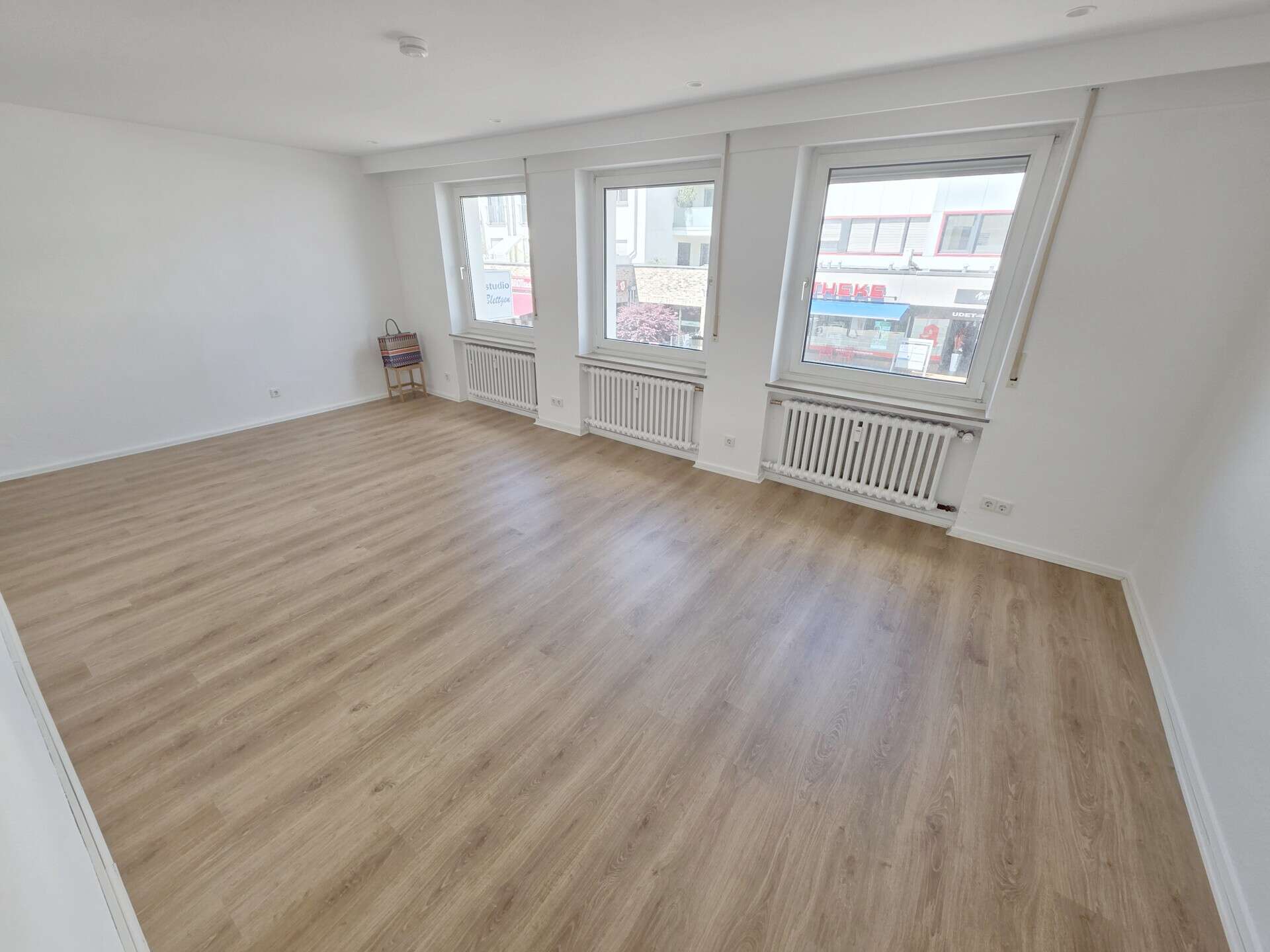 Thumbnail-Wohnung zum Mieten in Sankt Augustin 820,00 € 83 m²