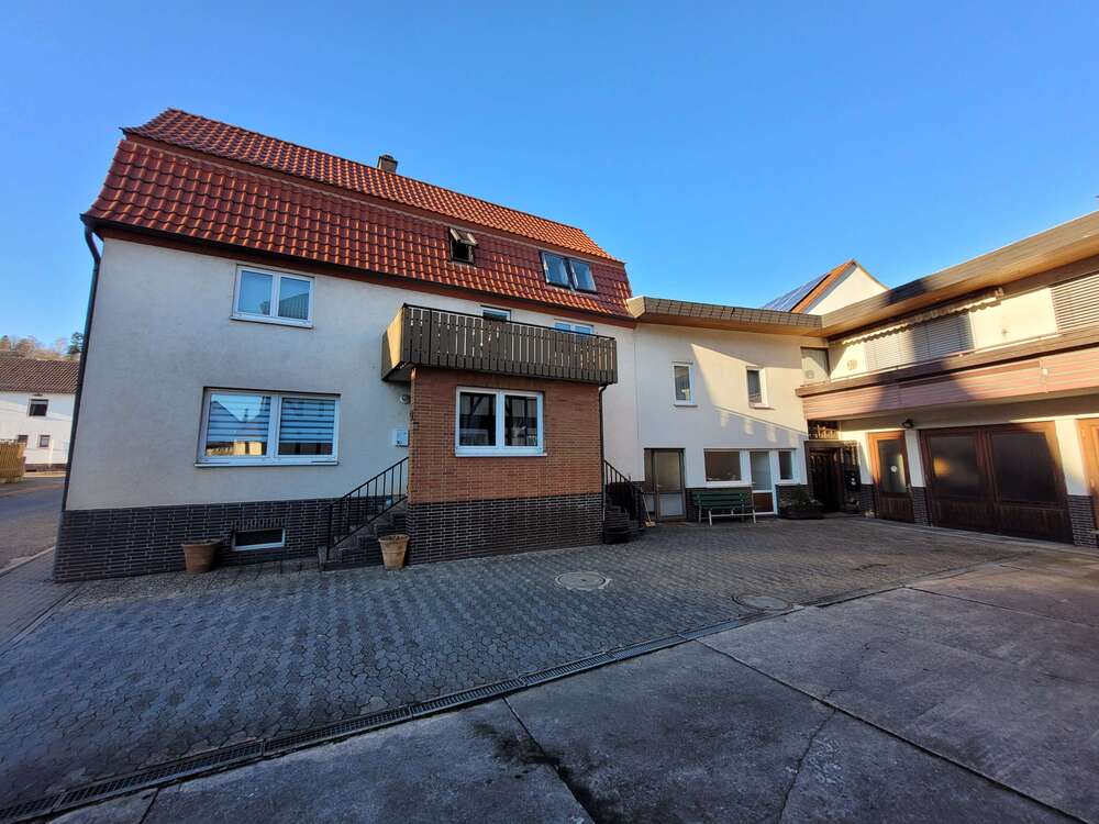 Thumbnail-Haus zum Kaufen in Philippsthal 295.000,00 € 251 m²