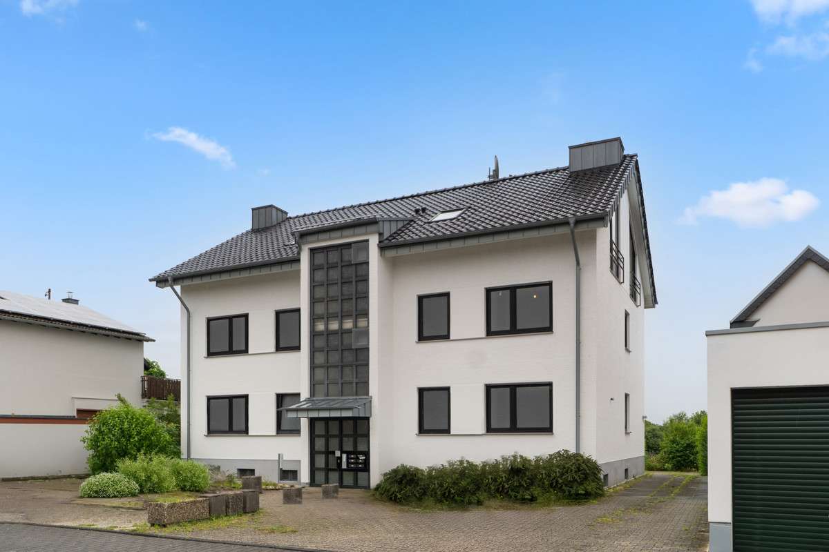 Thumbnail-Haus zum Kaufen in Bonn 899.000,00 € 343 m²