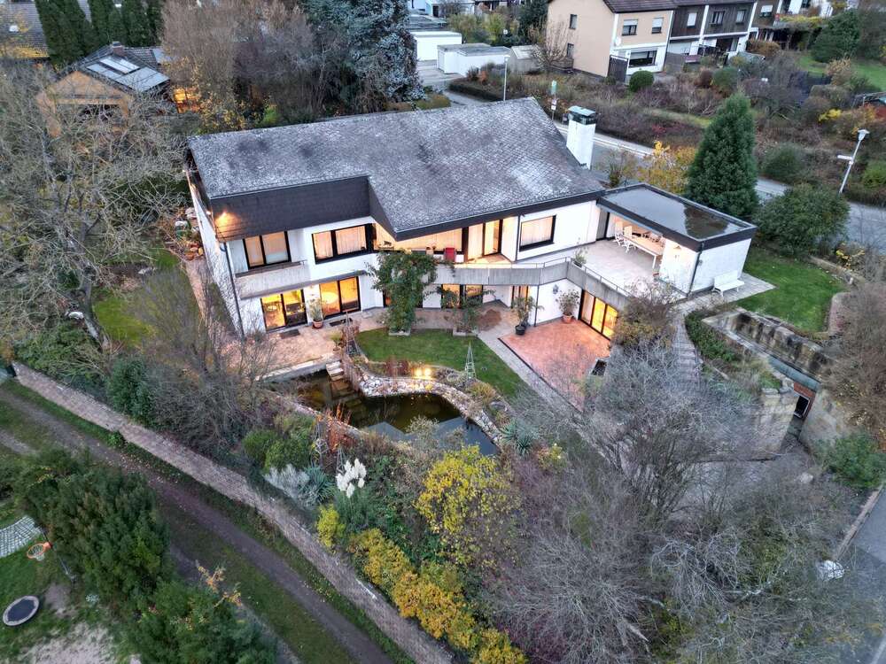 Thumbnail-Haus zum Kaufen in Coburg 1.098.000,00 € 474 m²