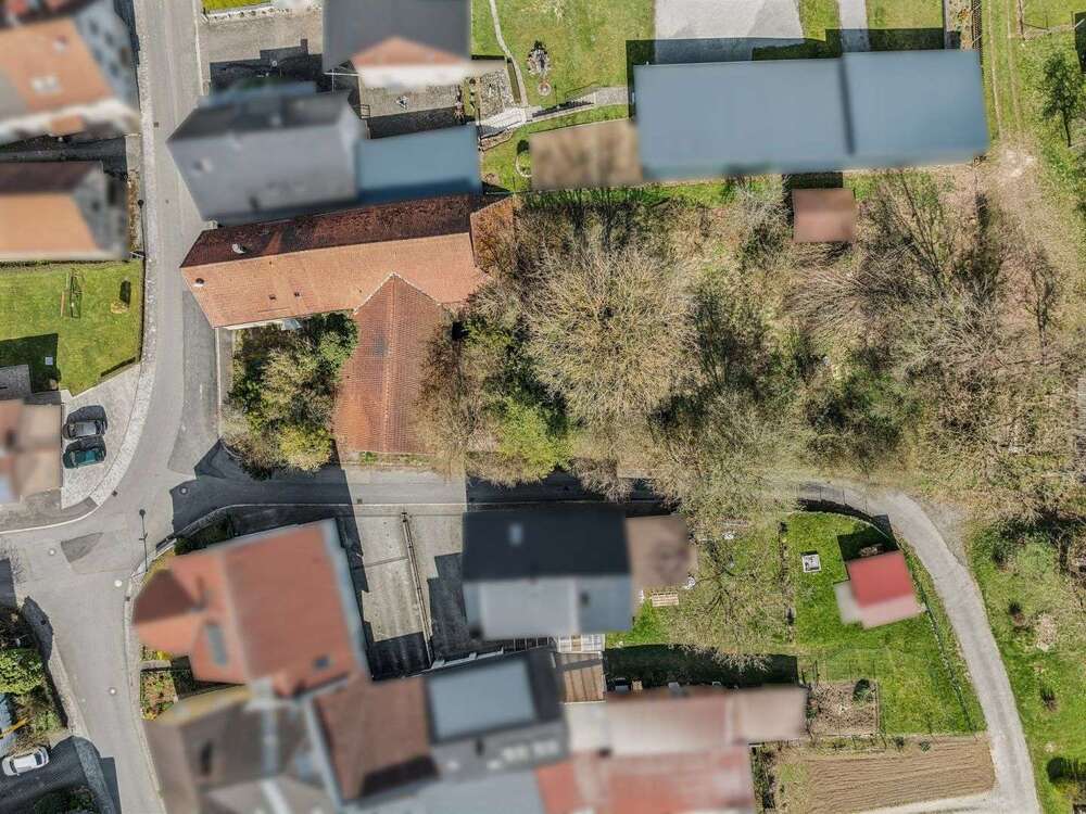 Thumbnail-Haus zum Kaufen in Buchen 99.000,00 € 142 m²