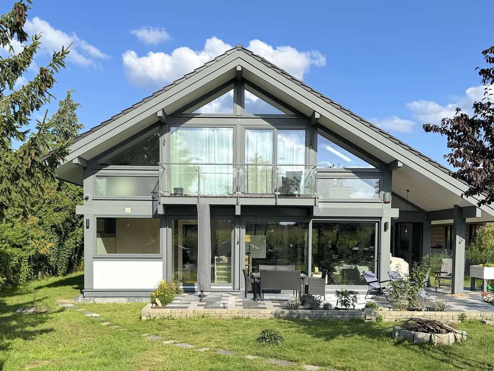 Thumbnail-Haus zum Kaufen in Strausberg 929.000,00 € 261.45 m²