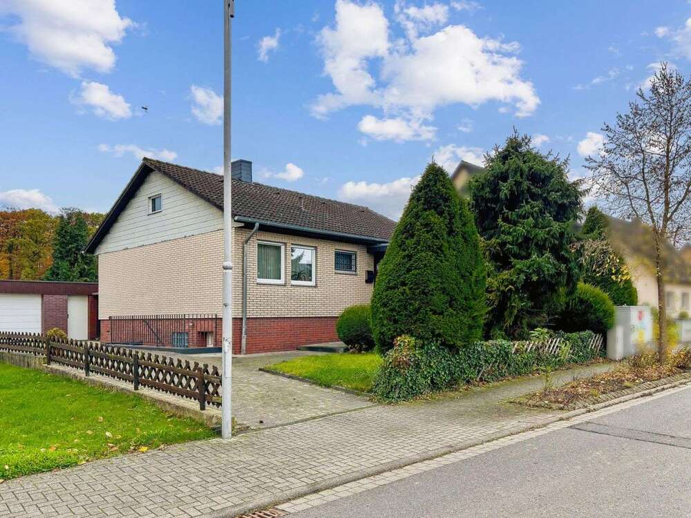 Thumbnail-Haus zum Kaufen in Grafschaft 299.000,00 € 82.6 m²