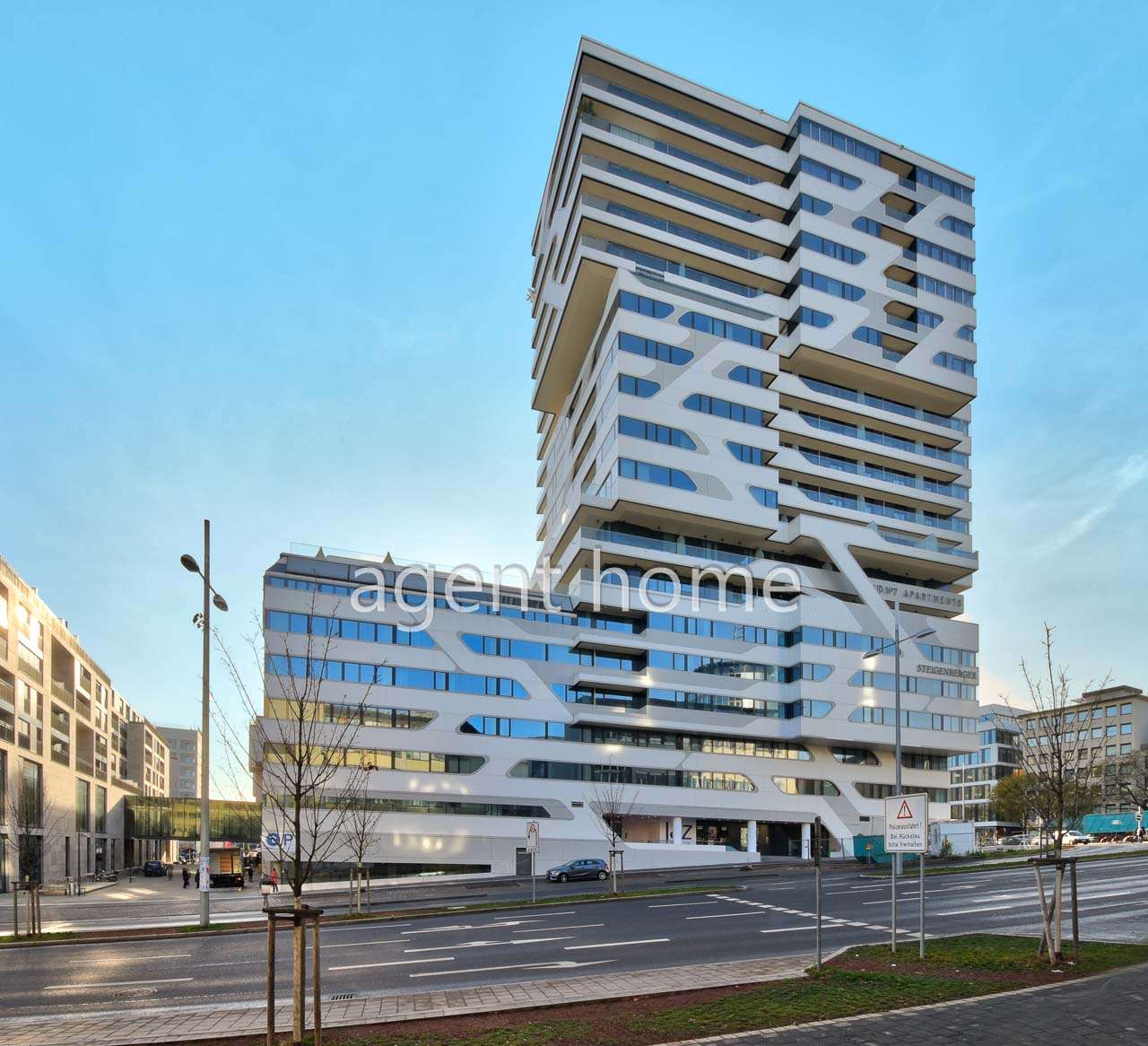 Thumbnail-Wohnung zum Mieten in Stuttgart 2.330,00 € 43 m²