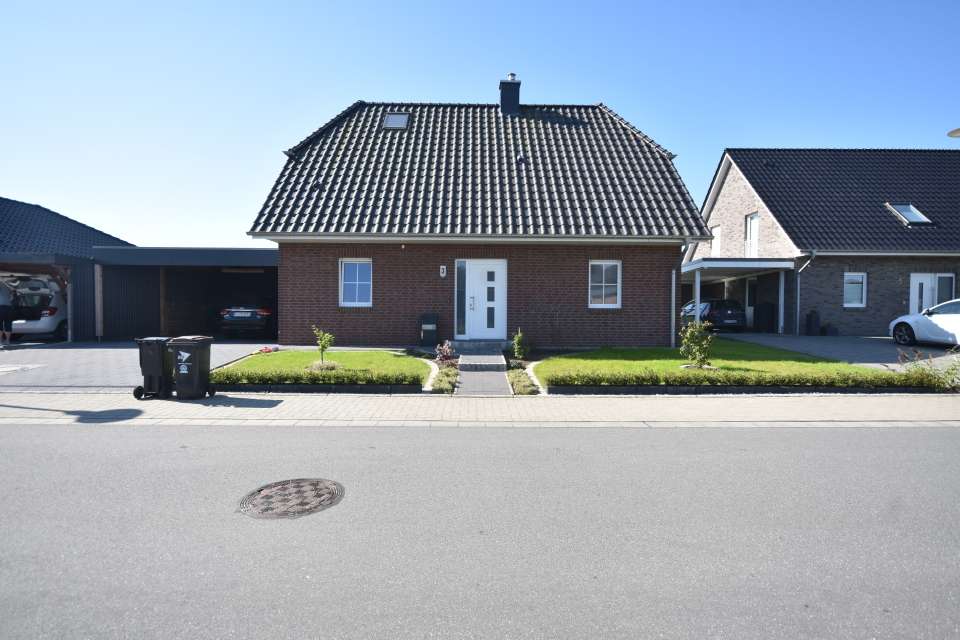 Thumbnail-Haus zum Kaufen in Schwaan 372.000,00 € 151 m²