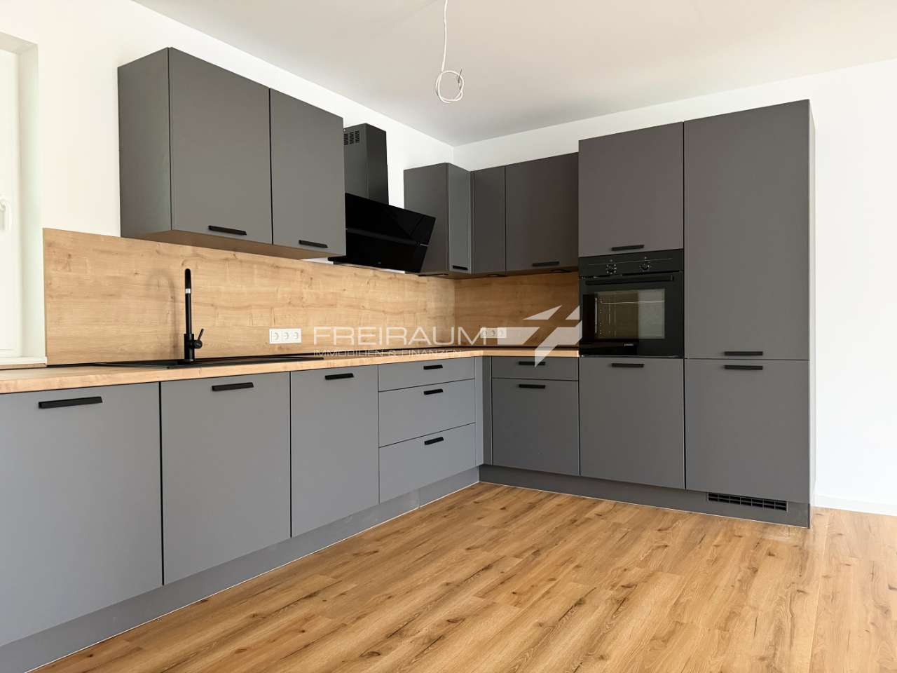 Thumbnail-Wohnung zum Kaufen in Kreuztal 295.000,00 € 72.19 m²