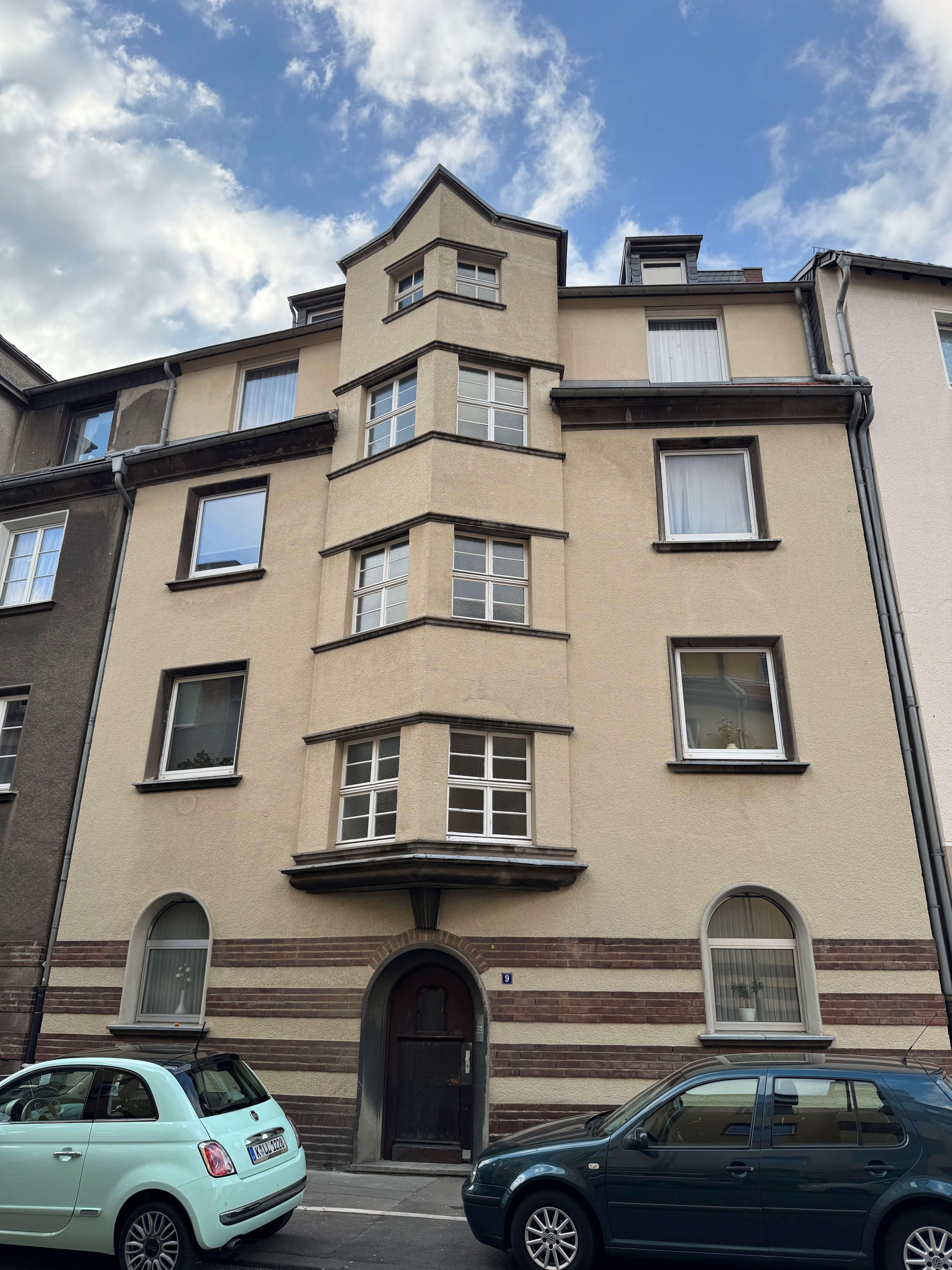 Thumbnail-Haus zum Kaufen in Köln 1.050.000,00 € 364 m²