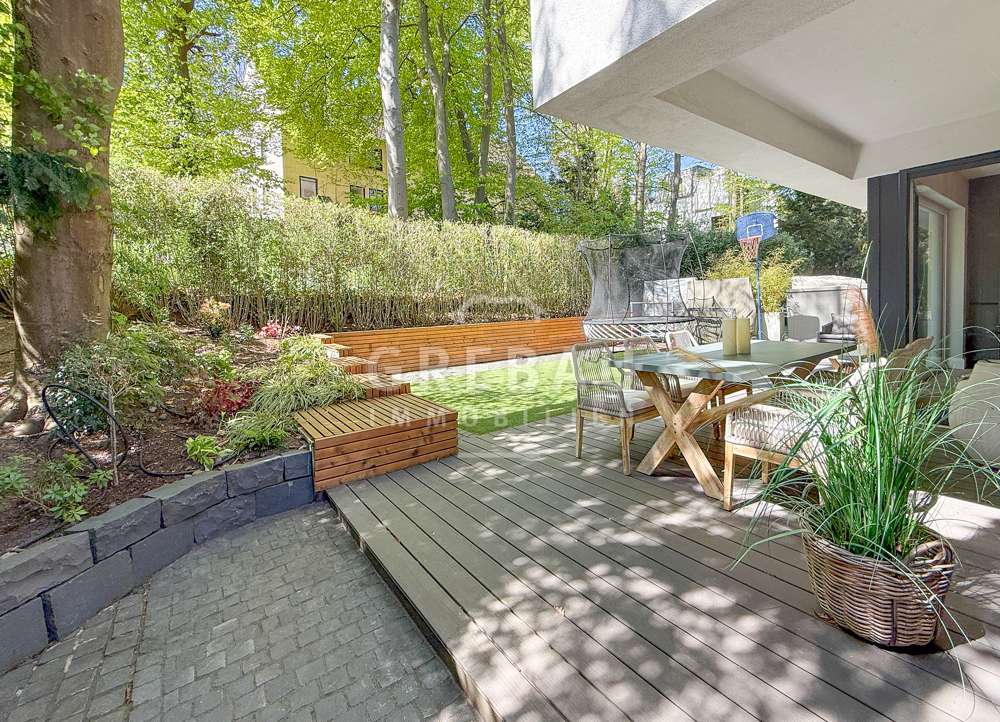 Thumbnail-Haus zum Kaufen in Hamburg 1.600.000,00 € 222 m²