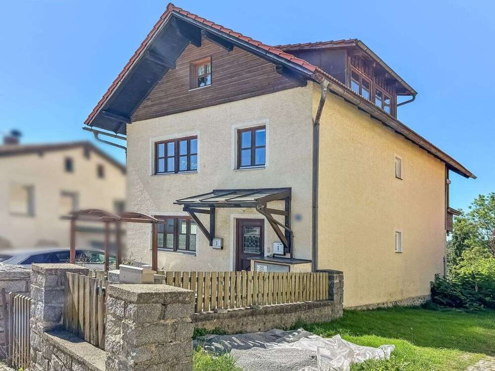 Thumbnail-Haus zum Kaufen in Spiegelau 189.000,00 € 146.39 m²