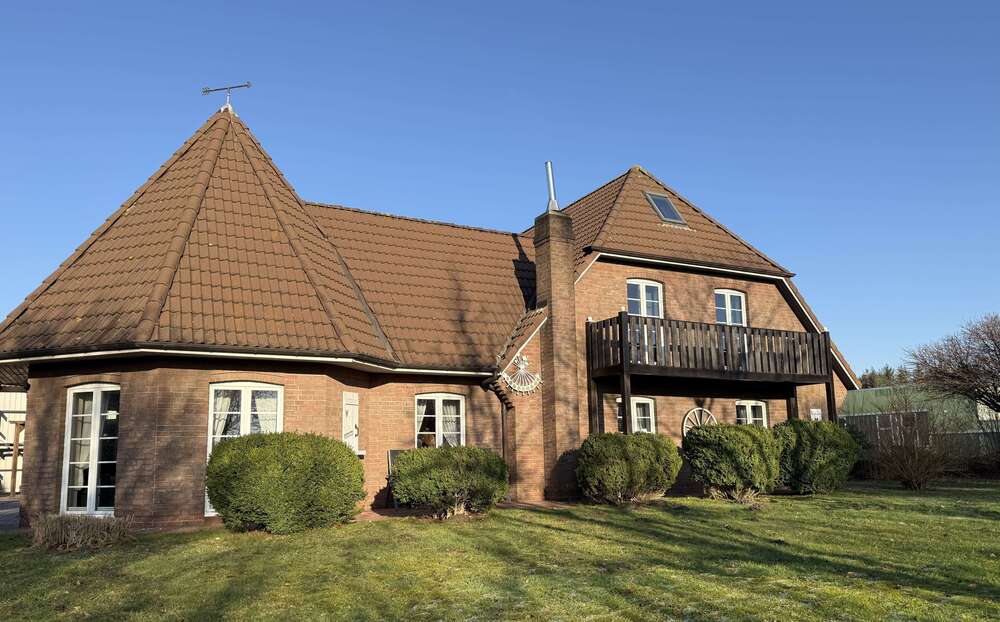 Thumbnail-Haus zum Kaufen in Hattstedt 699.000,00 € 290 m²