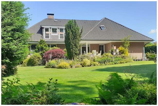 Thumbnail-Haus zum Kaufen in Stade 950.000,00 € 226.03 m²