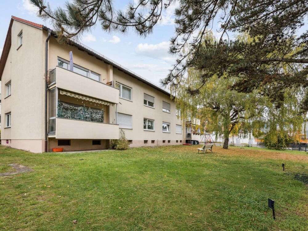 Thumbnail-Wohnung zum Kaufen in Nürnberg 279.000,00 € 100.04 m²