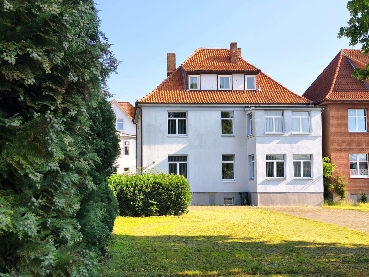 Thumbnail-Haus zum Kaufen in Hagenow 239.000,00 € 260 m²
