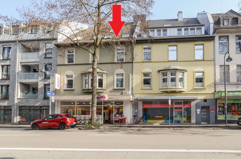Thumbnail-Haus zum Kaufen in Leverkusen 820.000,00 € 377.97 m²