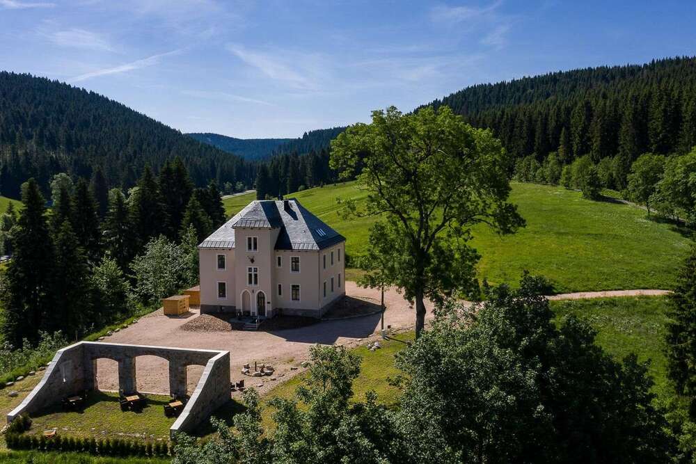 Thumbnail-Haus zum Kaufen in Eibenstock 690.000,00 € 377 m²