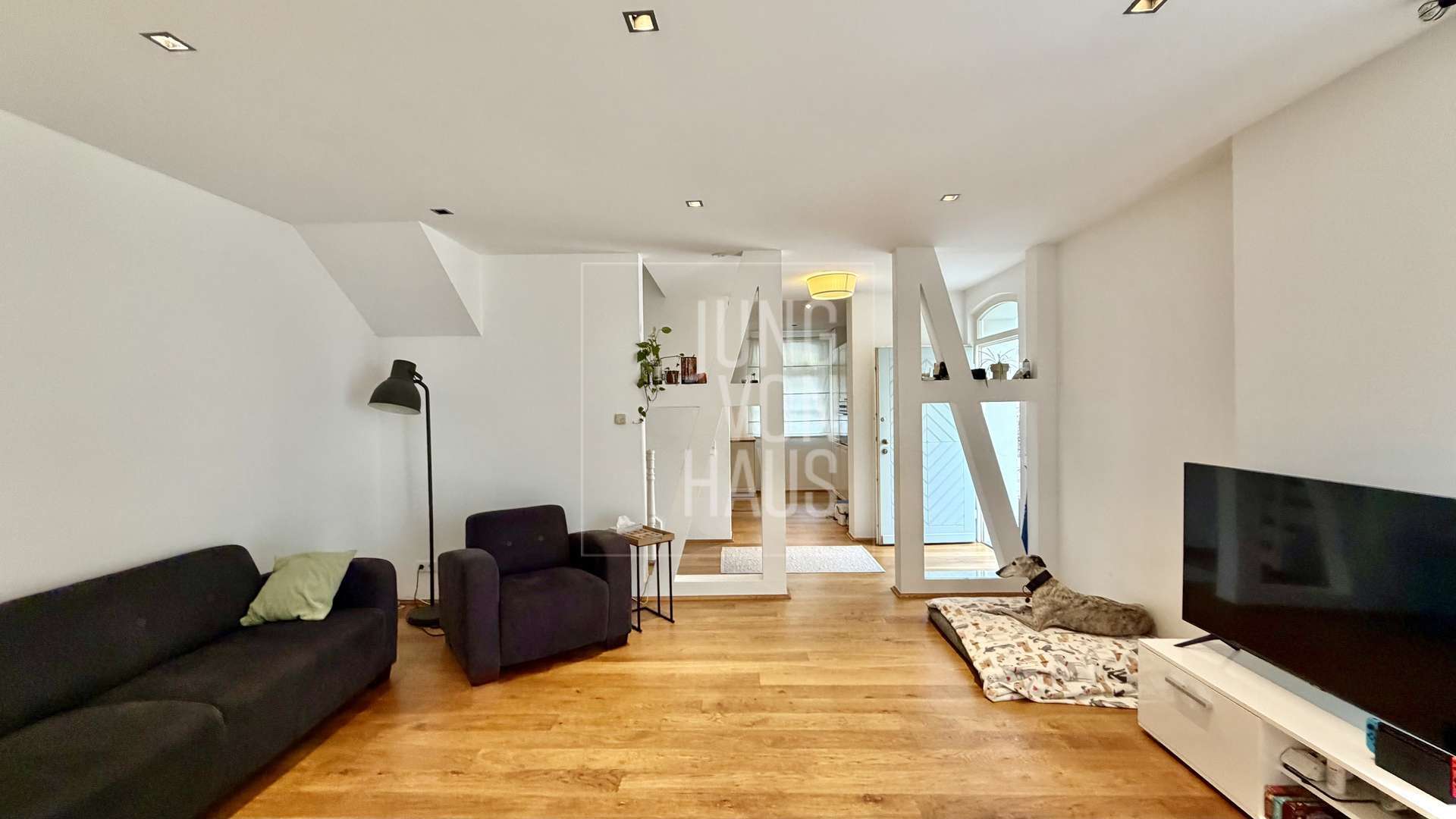 Thumbnail-Wohnung zum Mieten in Wiesbaden 3.195,00 € 150 m²