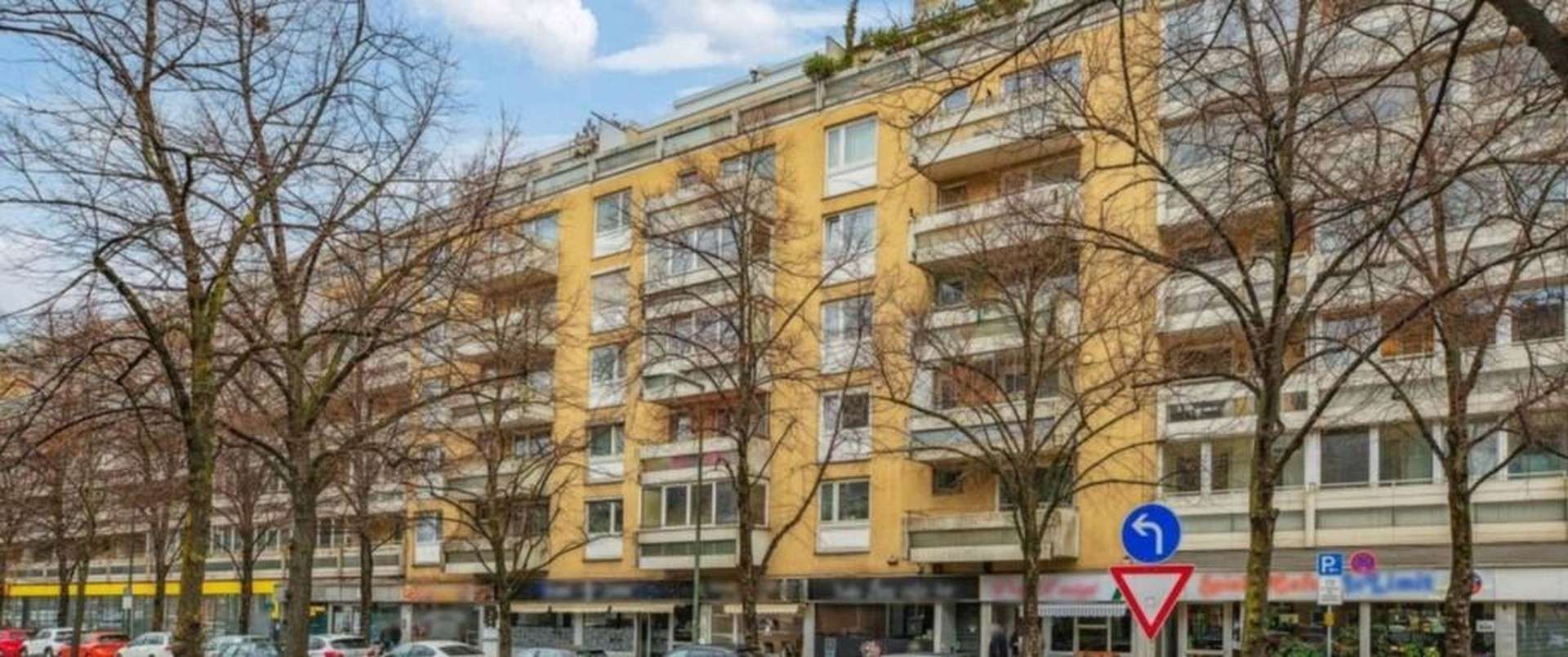 Thumbnail-Wohnung zum Kaufen in München 389.000,00 € 56 m²