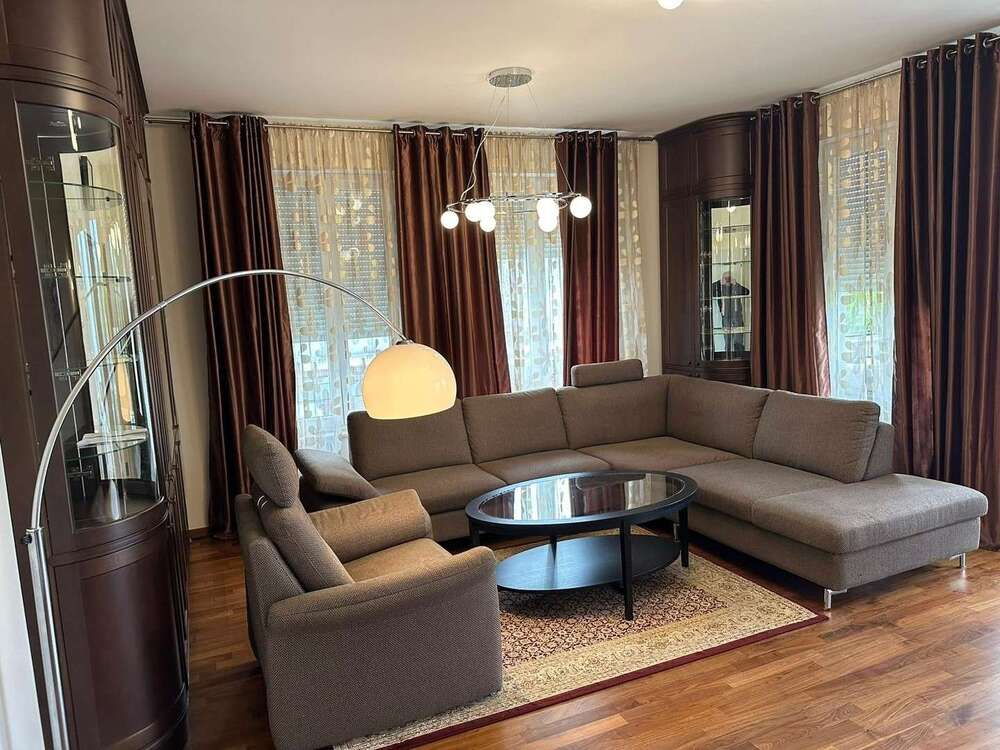 Thumbnail-Wohnung zum Mieten in Berlin 3.350,00 € 135 m²