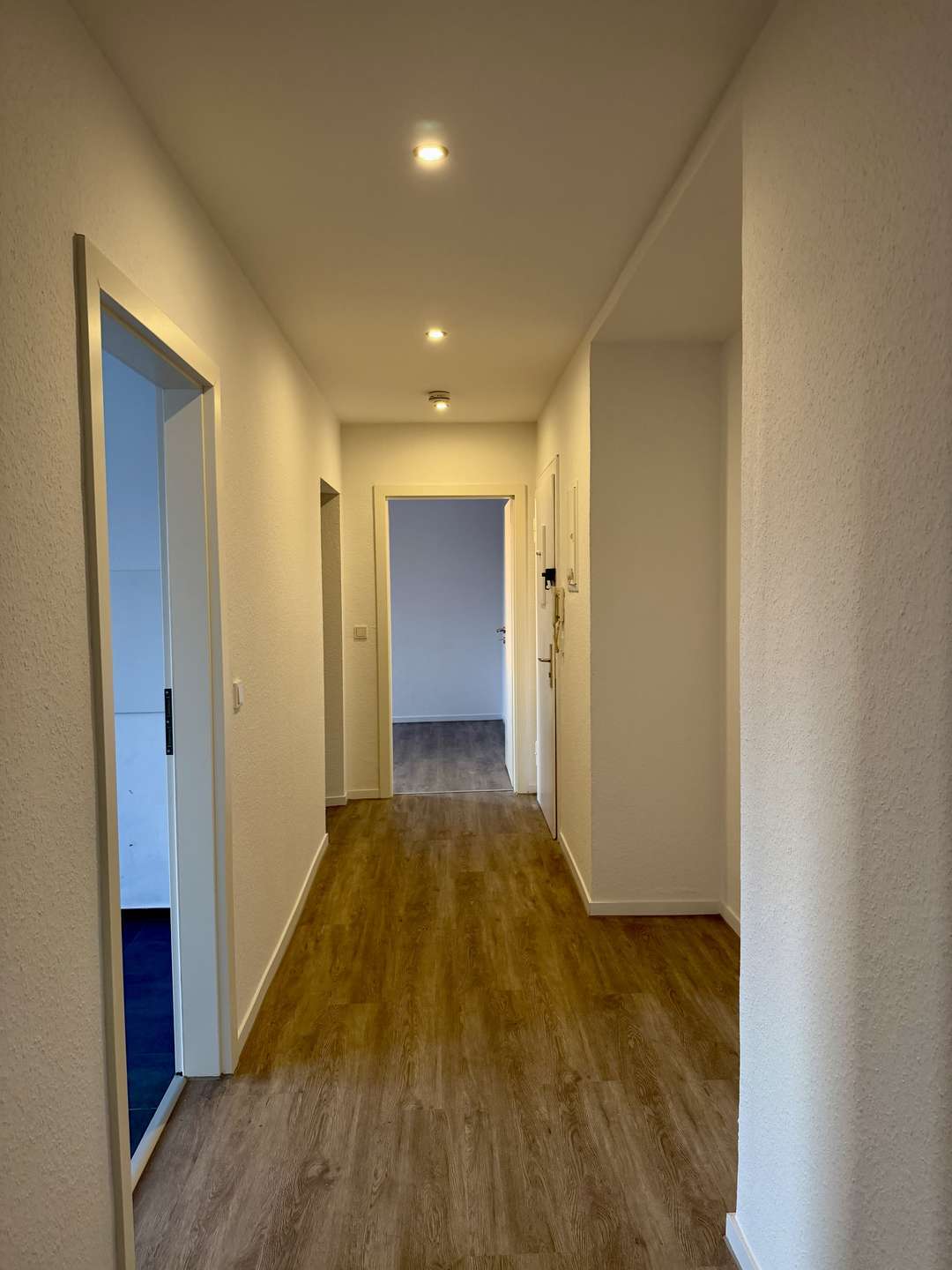 Thumbnail-Wohnung zum Mieten in Düsseldorf 1.100,00 € 68.2 m²