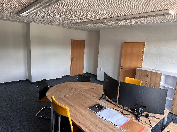 Thumbnail-Büro in Schleusingen 230,00 € 4 m²