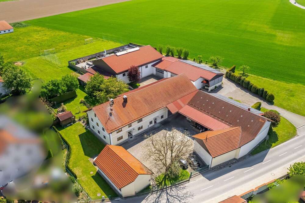 Thumbnail-Haus zum Kaufen in Fraunberg Grucking 2.798.000,00 € 175 m²