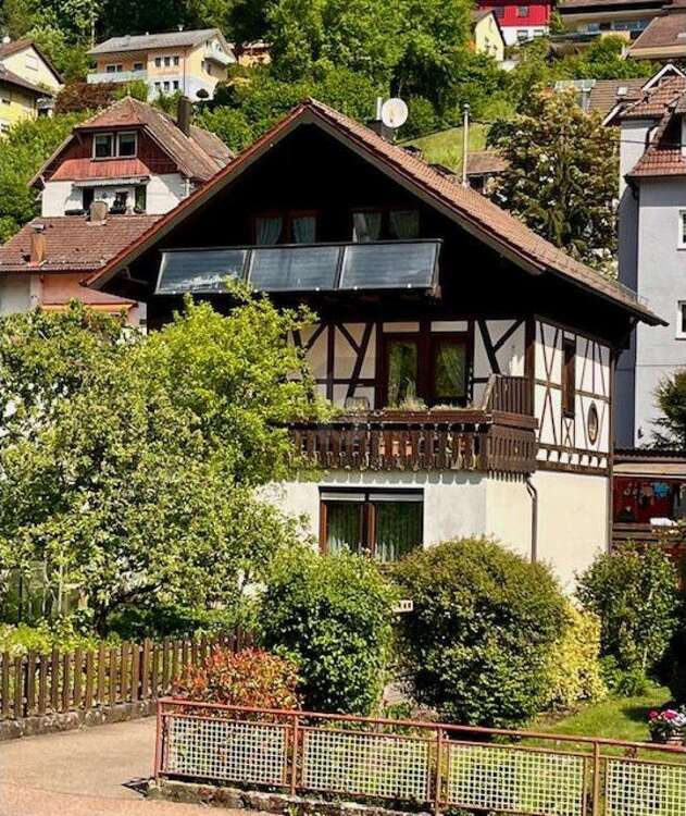 Thumbnail-Haus zum Kaufen in Bad Wildbad im Schwarzwald 395.000,00 € 140 m²