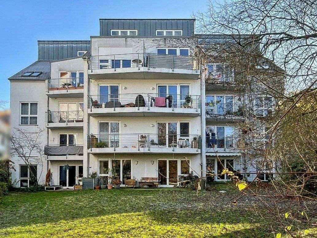 Thumbnail-Wohnung zum Kaufen in Halle (Saale) 139.000,00 € 58.39 m²