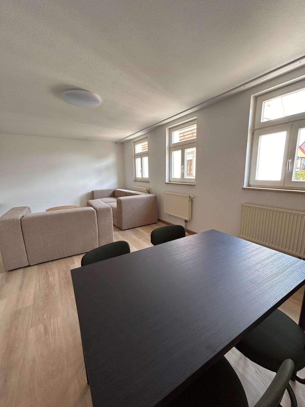 Thumbnail-Wohnung zum Mieten in Baiersdorf 976,00 € 57.43 m²